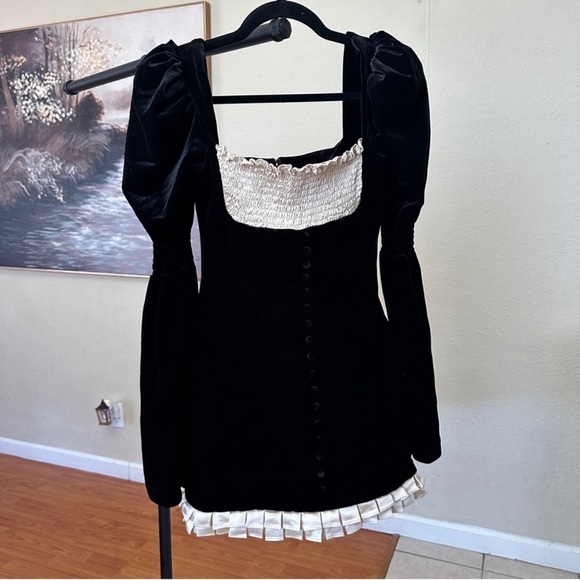 HOUSE OF CB 'Azaria' Black & Vintage Cream Mini Dress NWOT size S Tall Longer - Picture 3 of 3